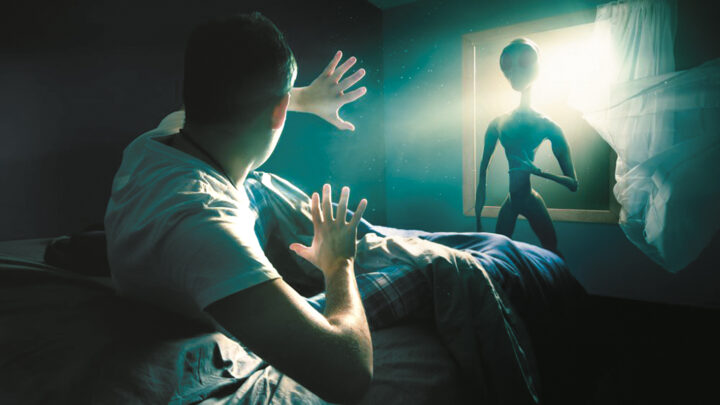 Újra havonta jelenik meg az Ufó magazin!